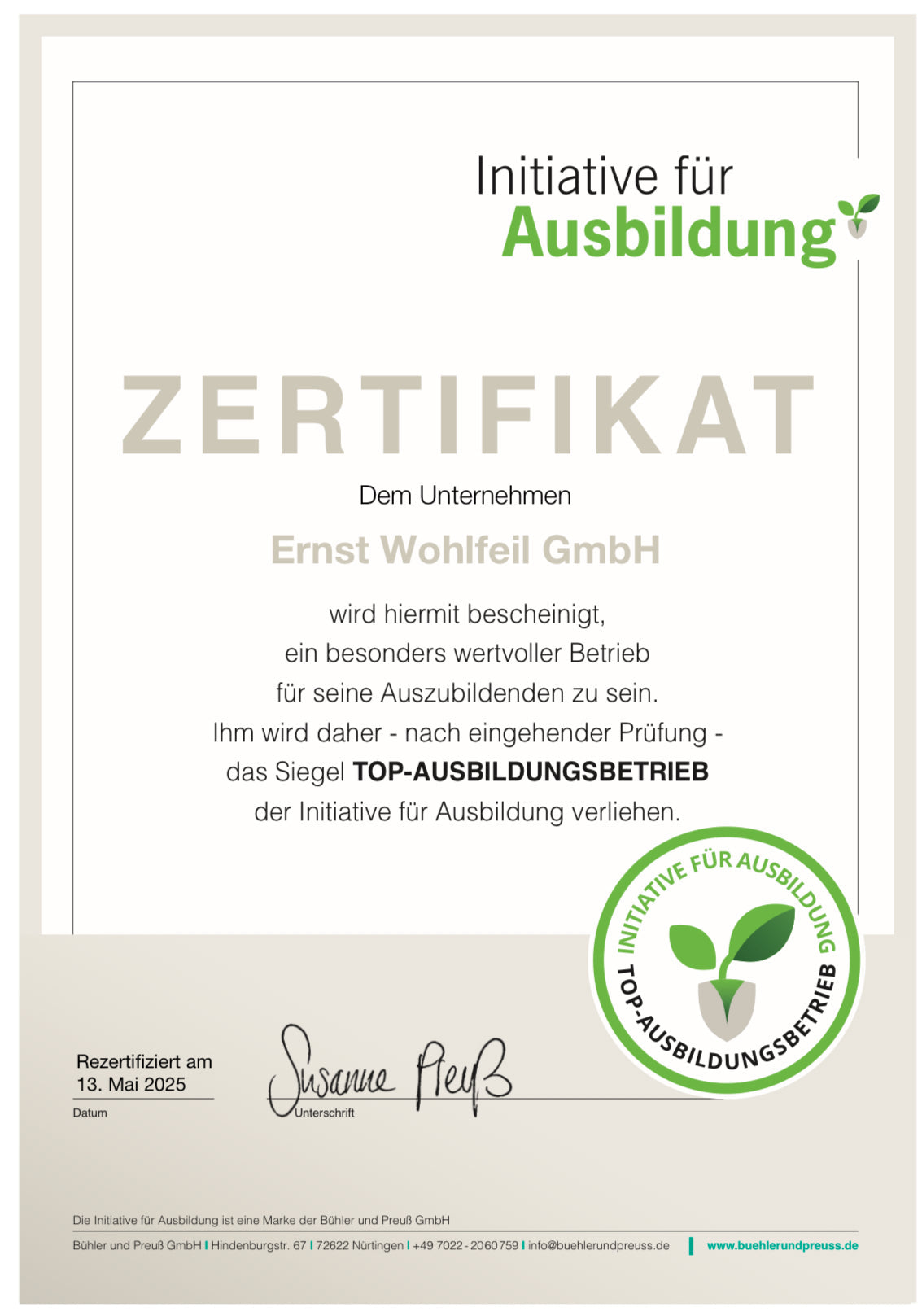 Ernst Wohlfeil GmbH erhält Auszeichnung als TOP-AUSBILDUNGSBETRIEB - Karlsruhe